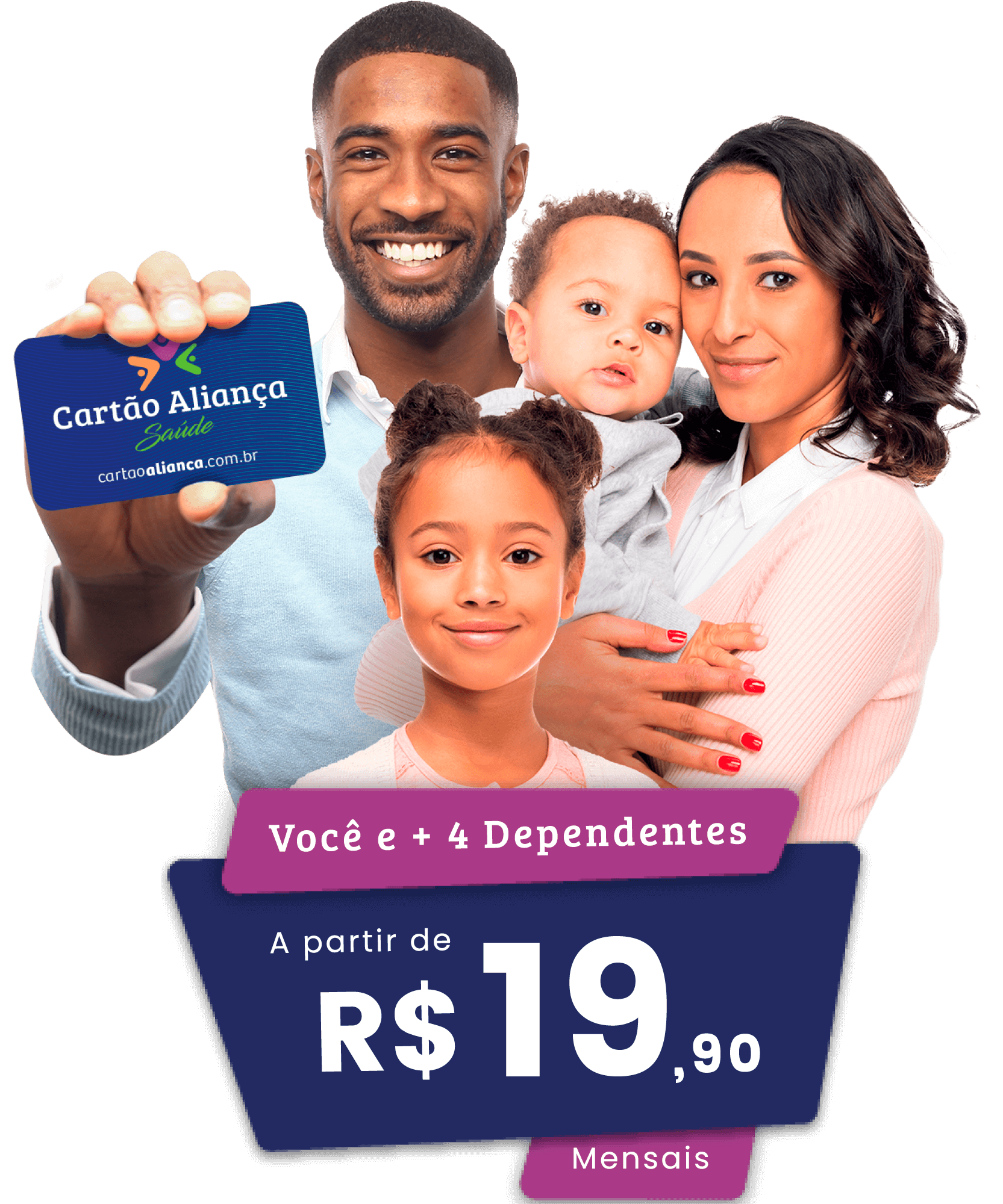 Imagem de uma família com o pai segurando o Cartão Aliança